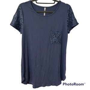 Women’s Periwinkle Blue SZ L Jersey Top with Lace Sleeves/Pocket